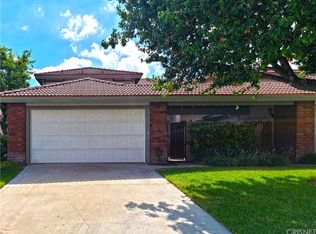 28825 Loretta Ln, Santa Clarita, CA 91387