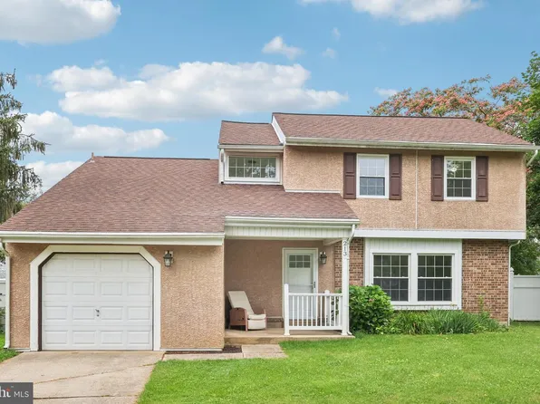 213 Hazel Ridge Dr, Wilmington, DE 19810