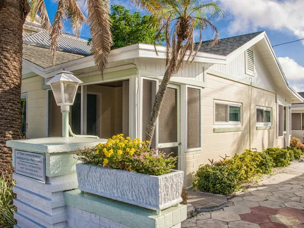 7999 Bayshore Dr APT 4, Treasure Island, FL 33706