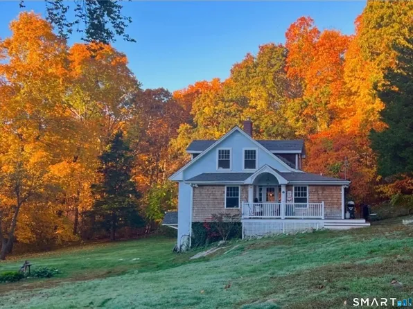 82 Old Post Road, Clinton, CT 06413