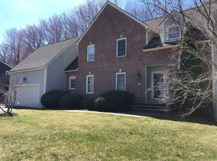 33 Woodlea Rd, North Andover, MA 01845