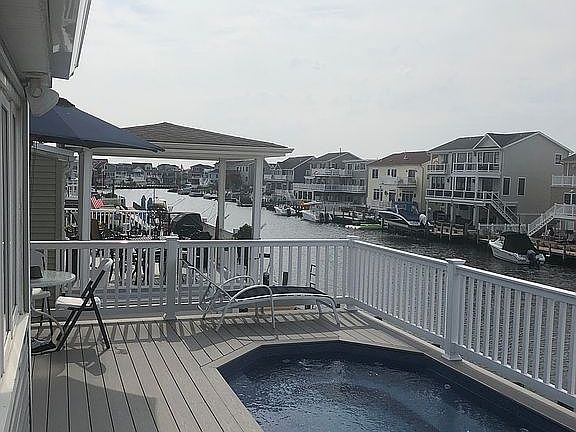 3rd image of 49 Frank Dr