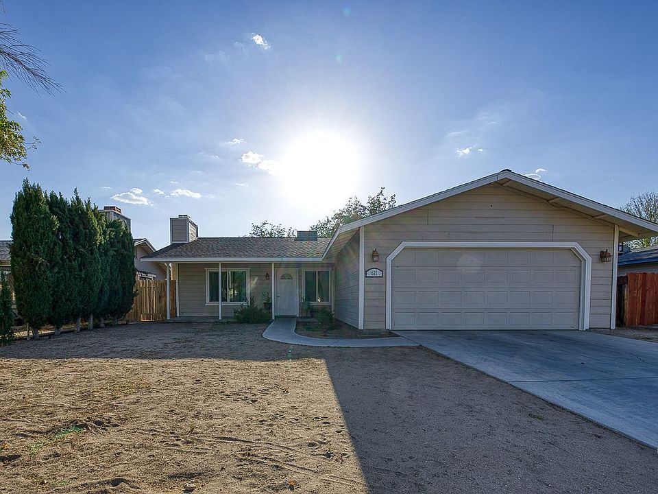 1st image of 621 Glen Ct