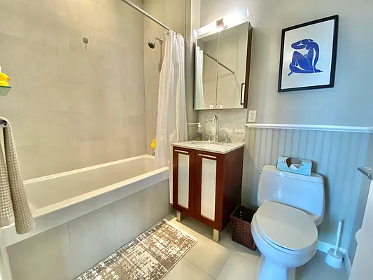 Rented by NY Living Solutions | media 18