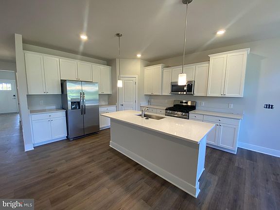 4th image of 106 Lantern Ln Lot 278
