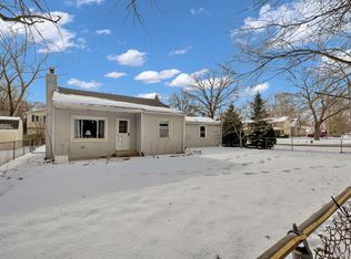 1210 Miller Rd, Lake Orion, MI 48362