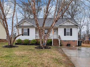 43 Ranchor Dr, Thomasville, NC 27360