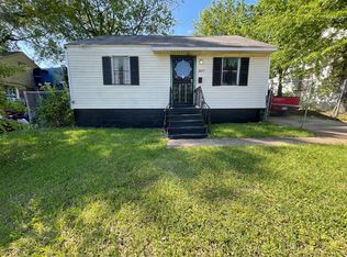 2077 Corry Rd, Memphis, TN 38106