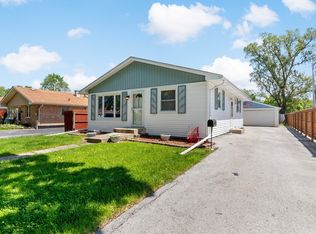 3145 Wallace Ave, Steger, IL 60475