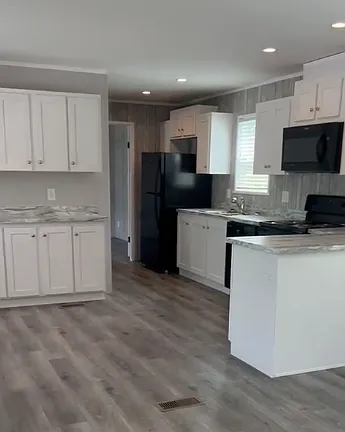 Court Fairview — Photo 15