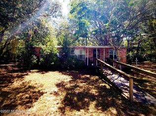 306 Songbird Rd, Palatka, FL 32177