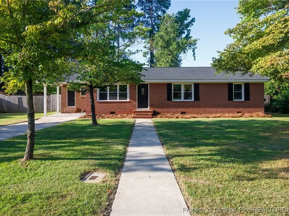 110 Rosewood Dr, Lumberton, NC 28358