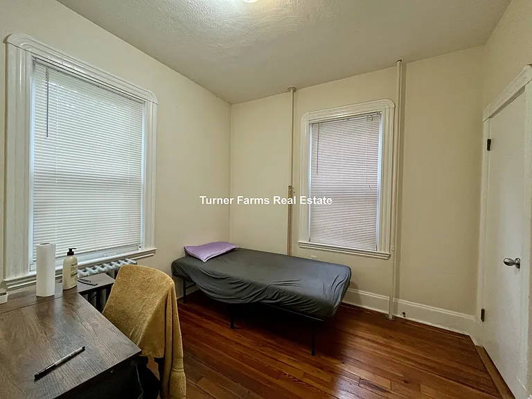 114 Thornton St #1 — Photo 10