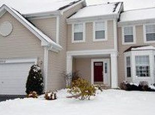 3012 Savannah Dr, Aurora, IL 60502