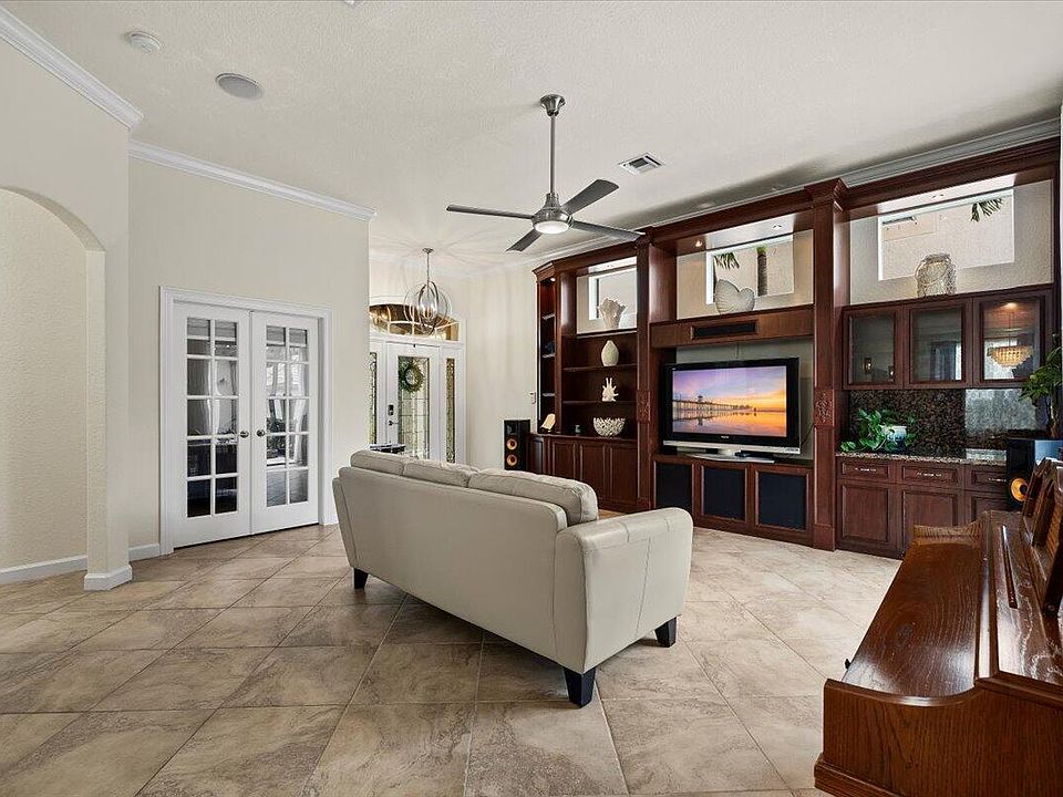 1st image of 8203 Calterra Dr