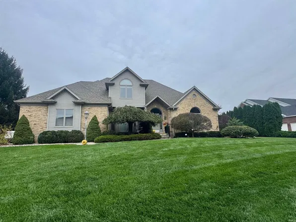 14328 Parkridge Dr, Granger, IN 46530