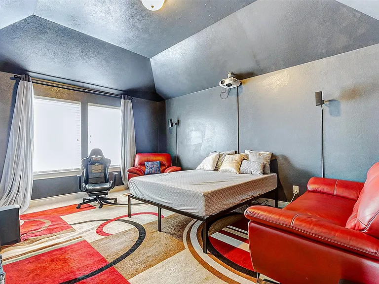 16214 Canova Hill Ln — Photo 31