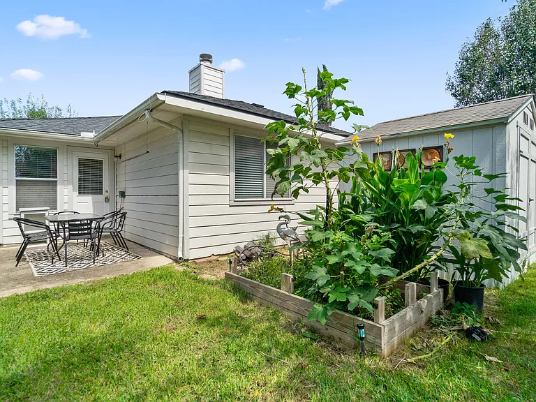 18311 Brenwood Manor Dr — Photo 24