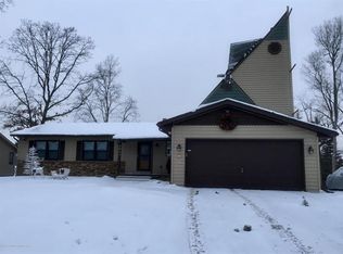 5847 Bois Ile Dr, Haslett, MI 48840