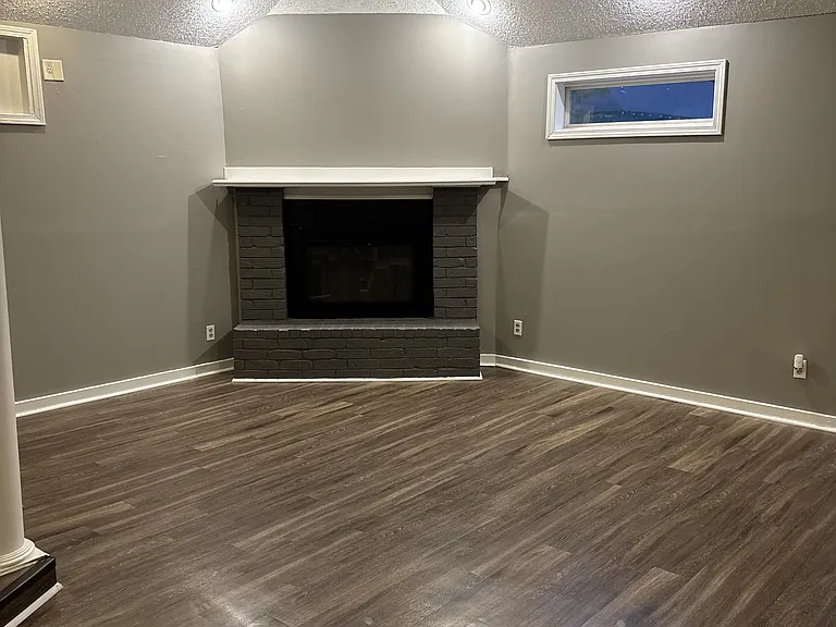 1014 Philadelphia St — Photo 10