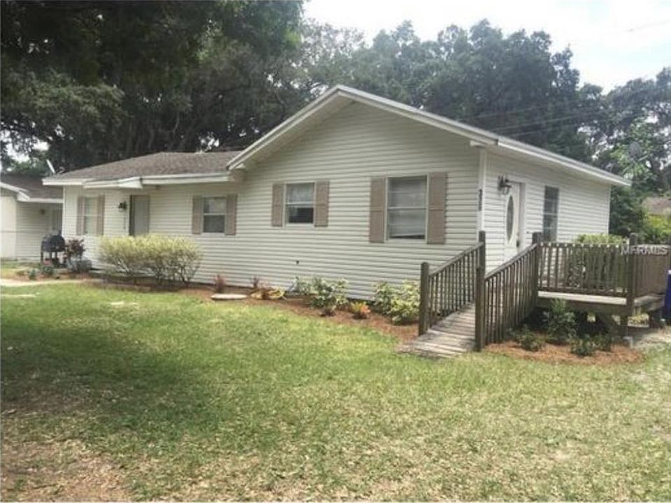 1st image of 326 Faye Cir N