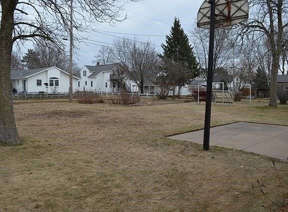 5th image of 915 S 13th Ave