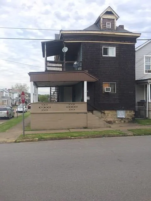 92 New Jersey St photo 1