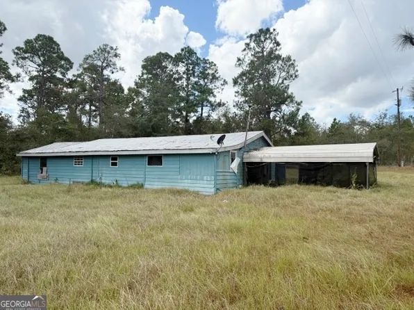 150 Kemp Rd, Swainsboro, GA 30401