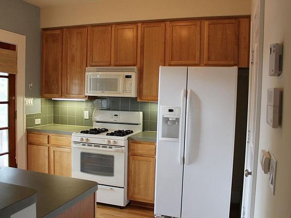 Galley kitchen appliances looking northwest.