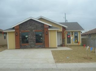 2107 Los Pinos Dr, Laredo, TX 78046