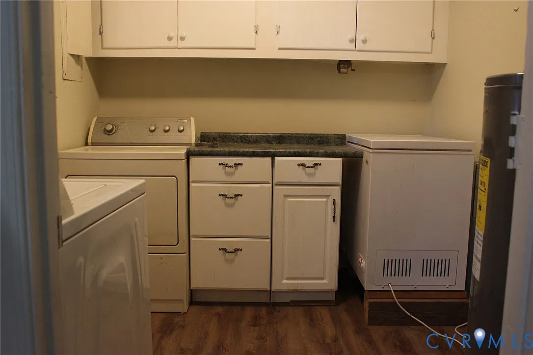 3 bed, 1.5 bath, 1560 sqft, $1,875 — Photo 4