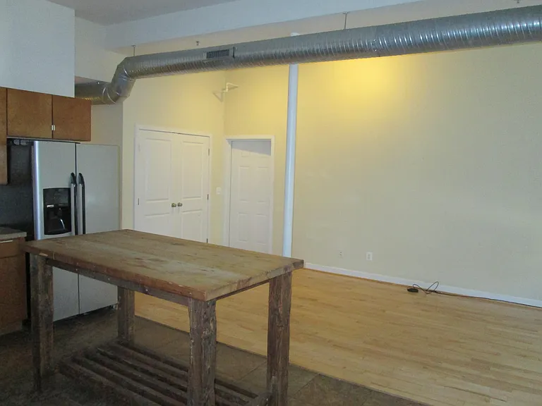 1211 S Charles St #5 — Photo 4