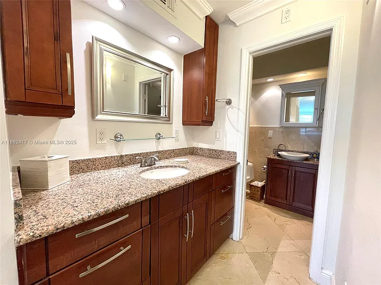 177 Ocean Lane Dr #209 — Photo 15