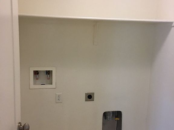 2nd image of 3035 Golden Poppy Ln
