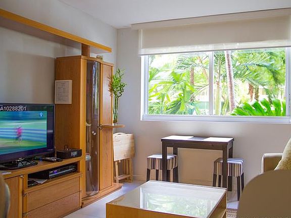 5th image of 2951 S Bayshore Dr #211