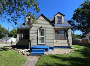 754 Kern St, Waterloo, IA 50703