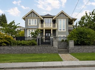 5399 Carson St, Burnaby, BC V5J 2Z3