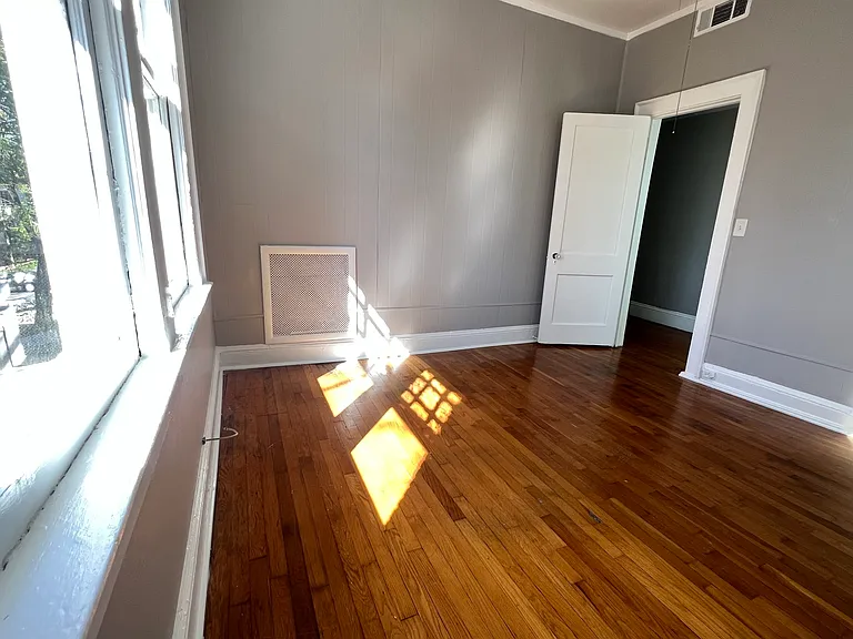 1215 Virginia Ave NE #5 — Photo 12