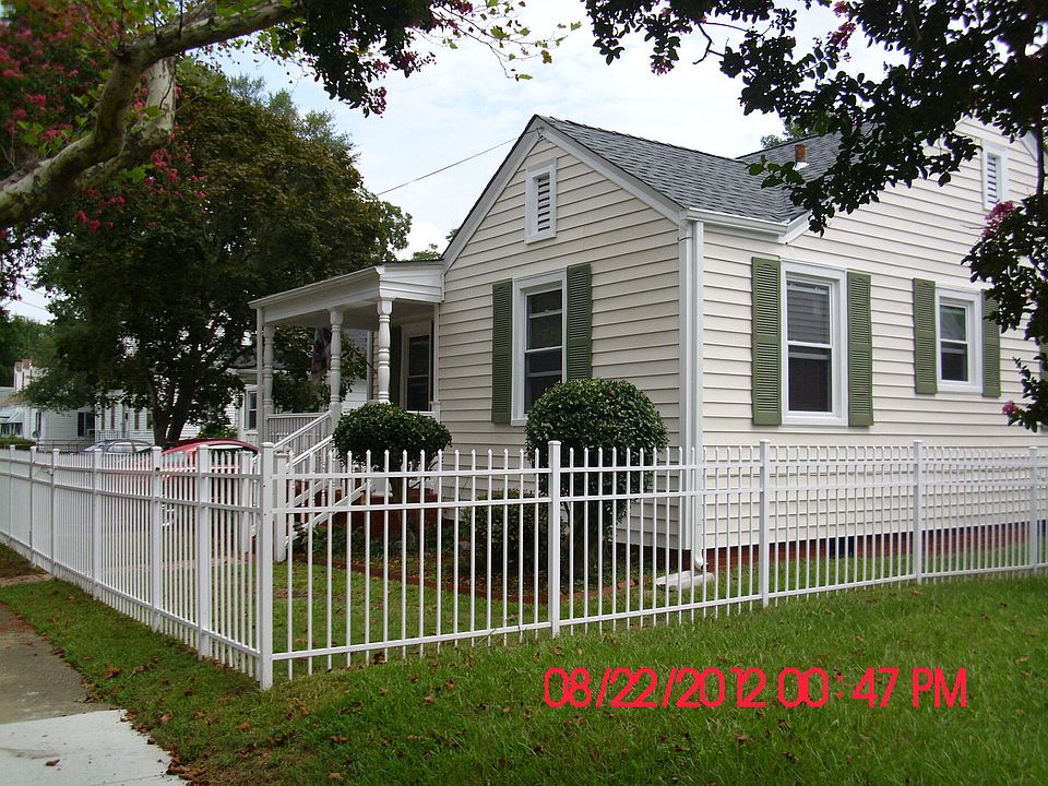 1st image of 2904 Peronne Ave