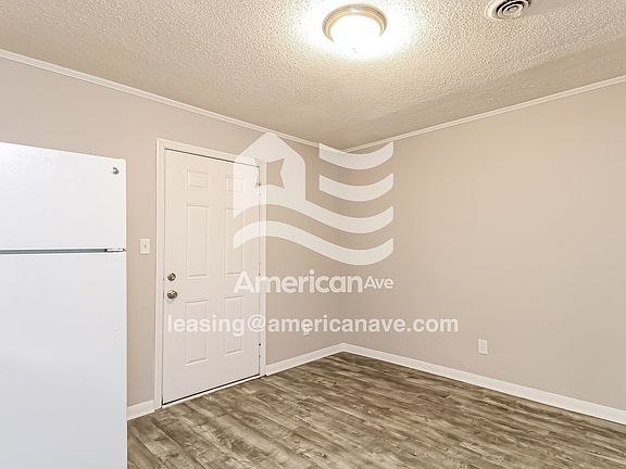 12532_003_dining_room_12844840.jpg