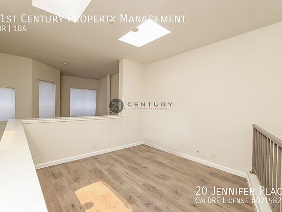 4th image of 20 Jennifer Pl