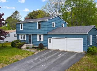 19 Eastfield Rd, Cape Elizabeth, ME 04107