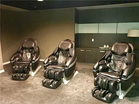 Rented by RELO REDAC INC. | media 36