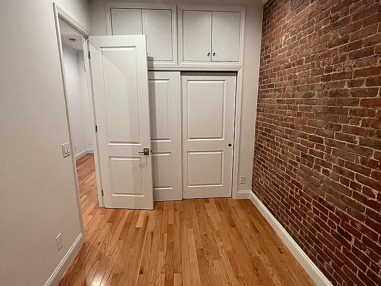315 E 57th St #1-A — Photo 7