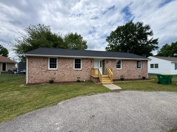 724 Cedar Level Rd, Hopewell, VA 23860