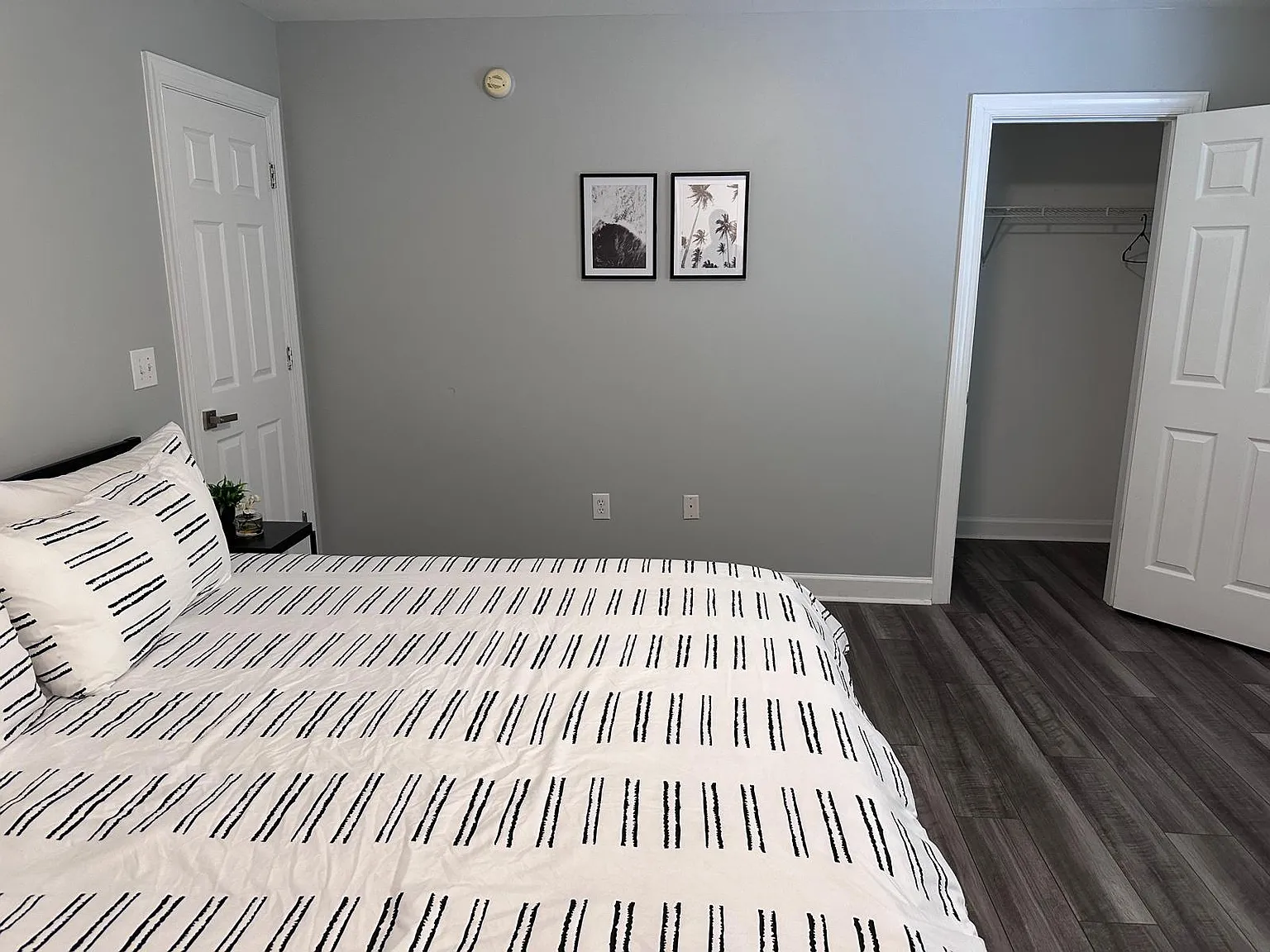 2 bed, 2.5 bath, 1825 sqft, $1,347 — Photo 2