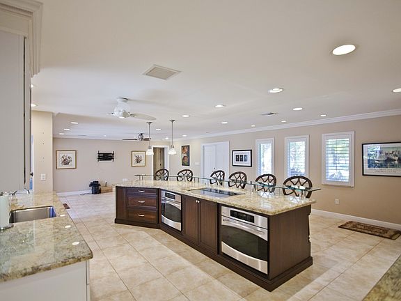 2nd image of 15415 SW 84th Ct