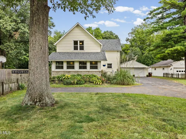 5948 Whiteford Rd, Sylvania, OH 43560