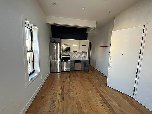 2nd image of 230 Troutman St #3B
