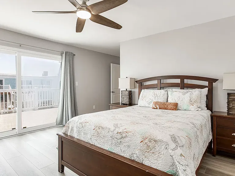 1100 Fort Pickens Rd #C1 — Photo 13